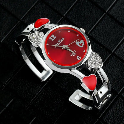 Vintage Silver Stainless Steel Women’s Heart Quartz Watch