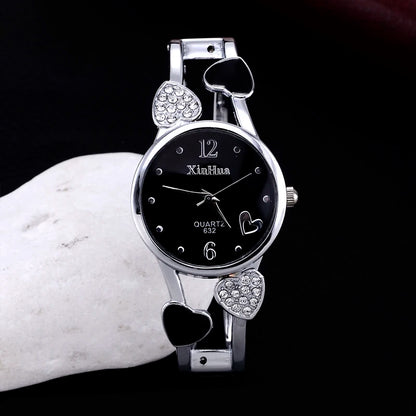 Vintage Silver Stainless Steel Women’s Heart Quartz Watch